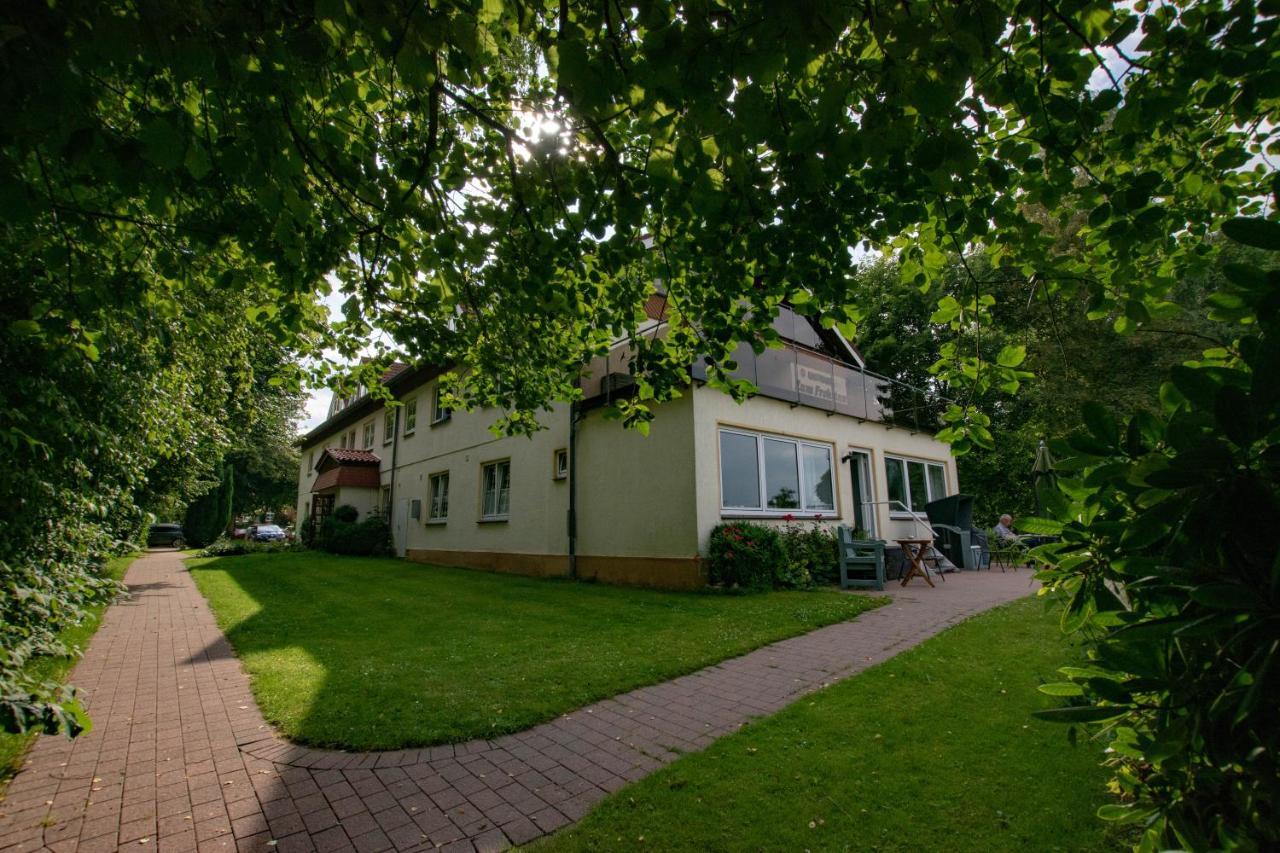 Gasthaus Zum Frohsinn Bosau Ngoại thất bức ảnh
